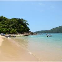 Praia do Meio - Trindade - Paraty RJ - Foto: Roberto Torrubia